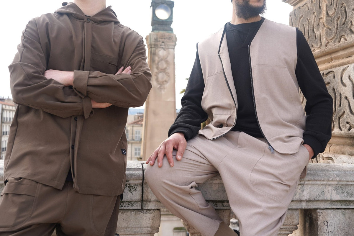 Veste Fallon marron et veston Bowman beige, drop expérimental printemps 2026