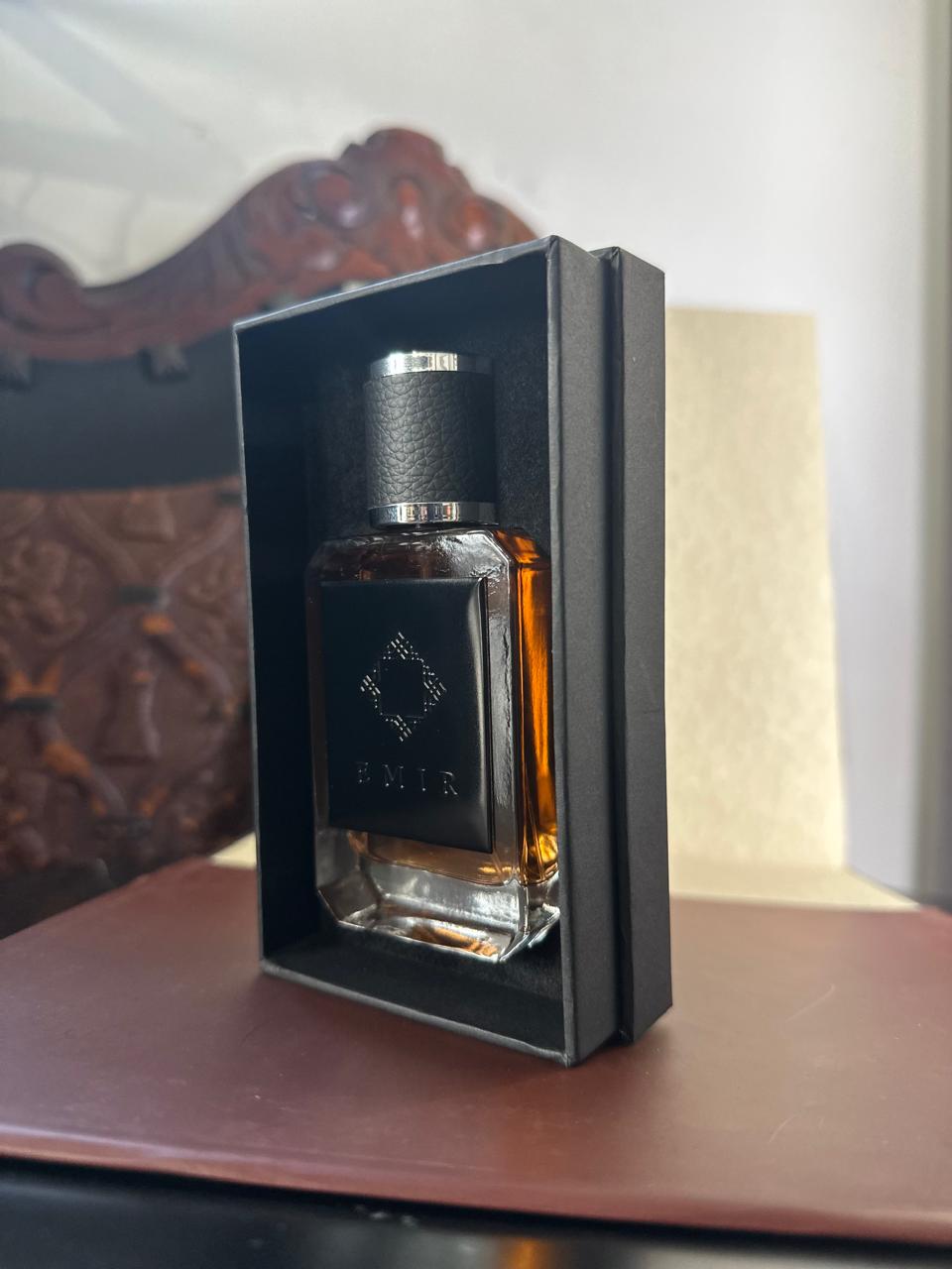UN PARFUM D'EMIR