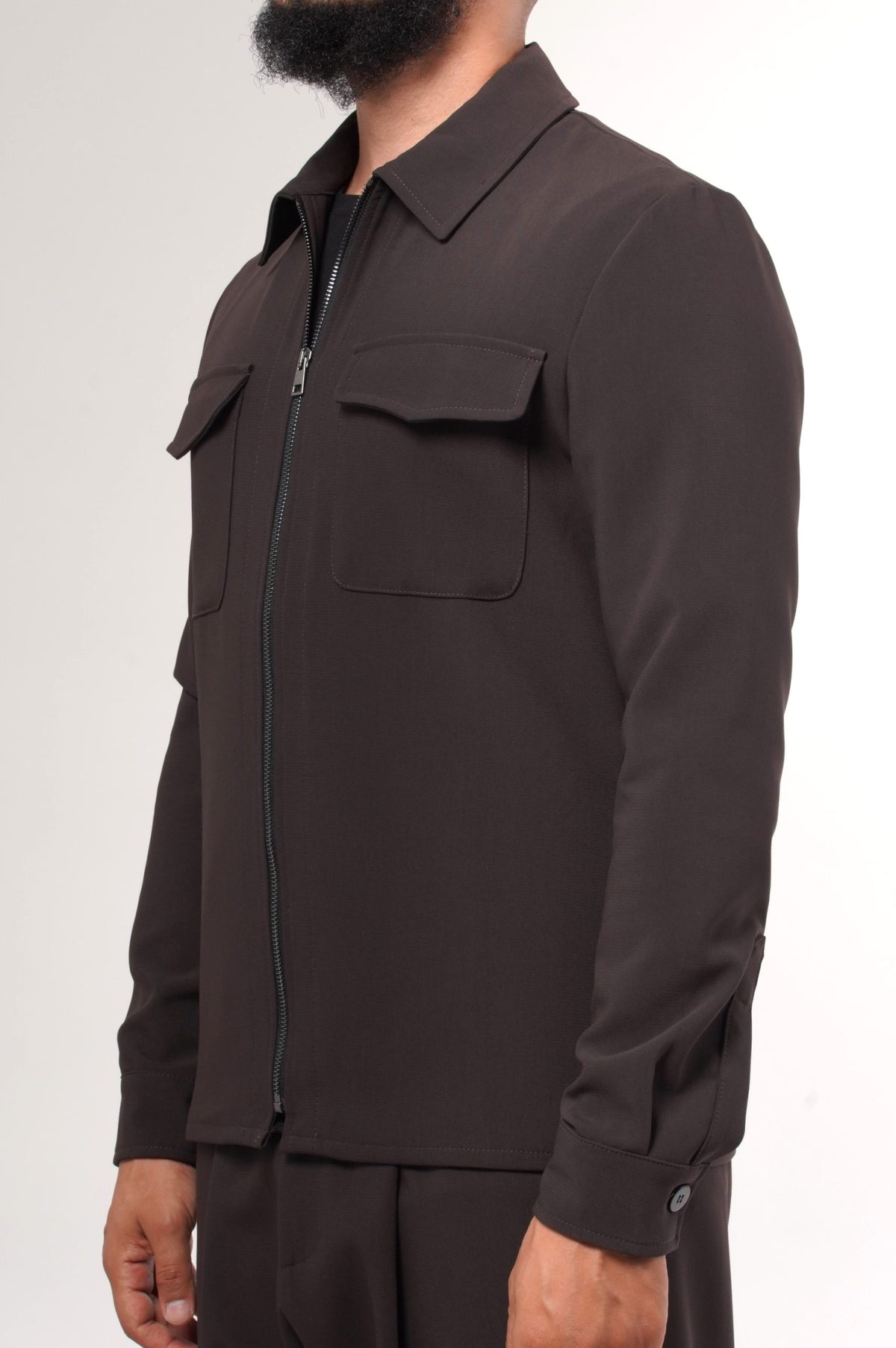 Veste zippée homme Amarin marron chocolat, de trois quarts