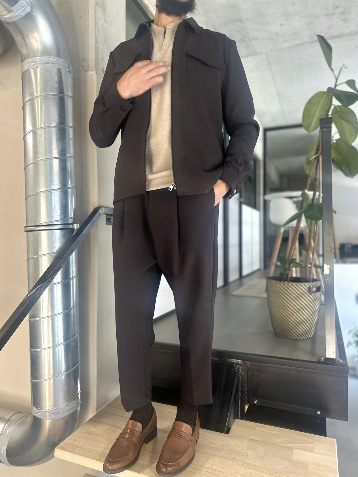UN NÉO COSTUME