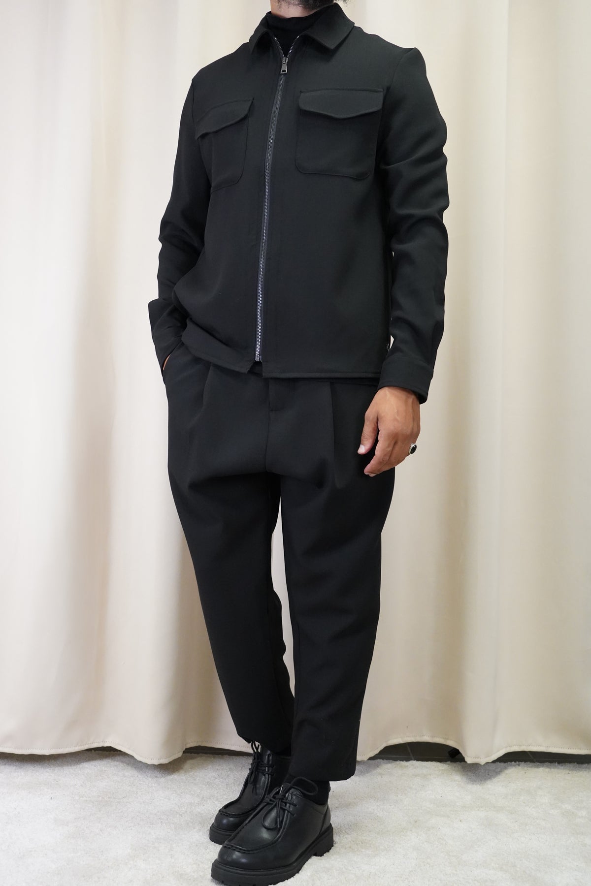 NEOCOSTUME AMARIN