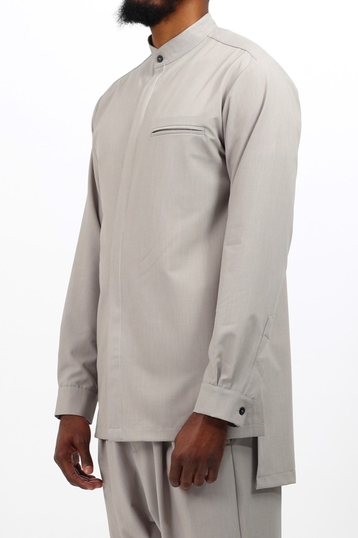 Surchemise longue homme NewFit mi-saison gris clair chiné de trois quarts