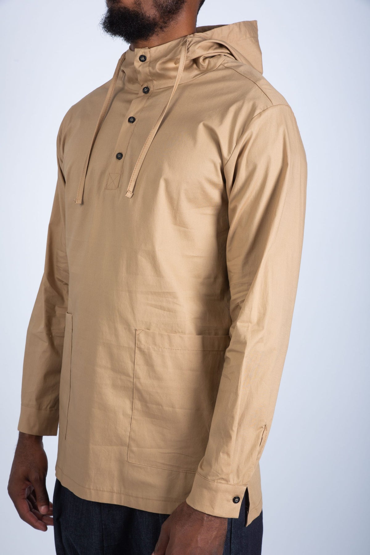 Hoodie homme camel, tunique longue à capuche et boutons