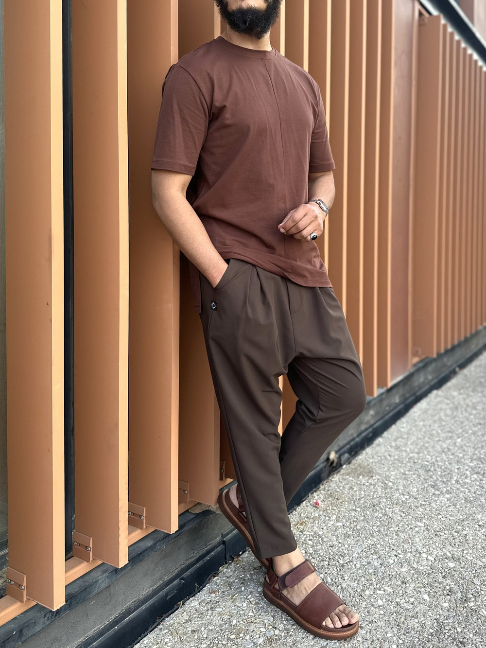 UN PANTALON CLASS(IQUE)