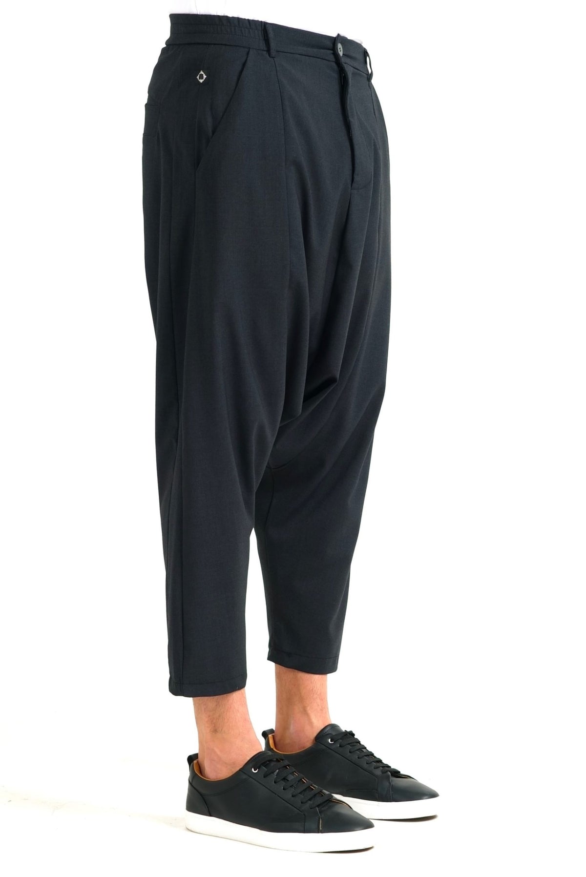 Sarouel Chill homme noir boulevard de profil