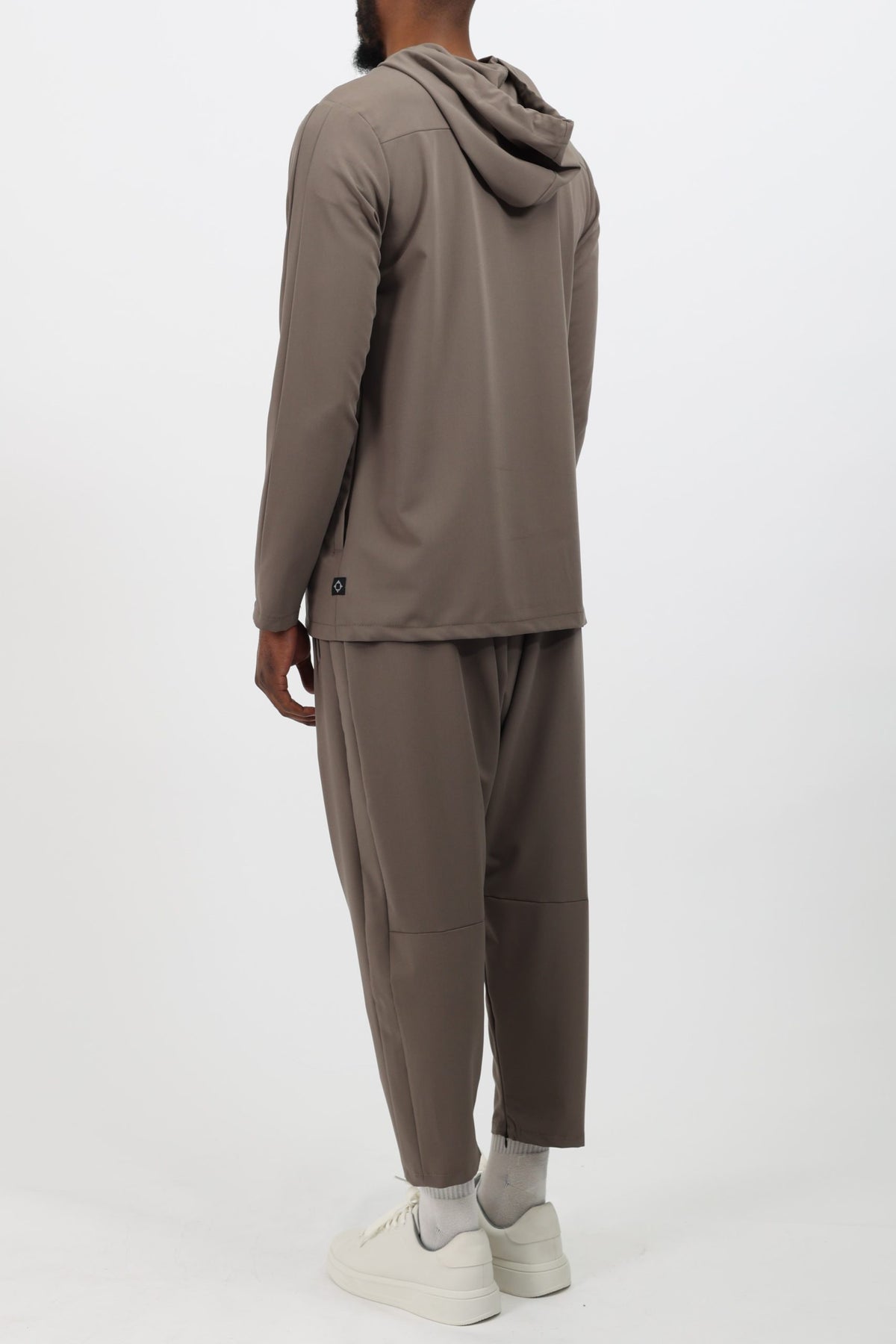 Survêtement sport chic moka vu de dos