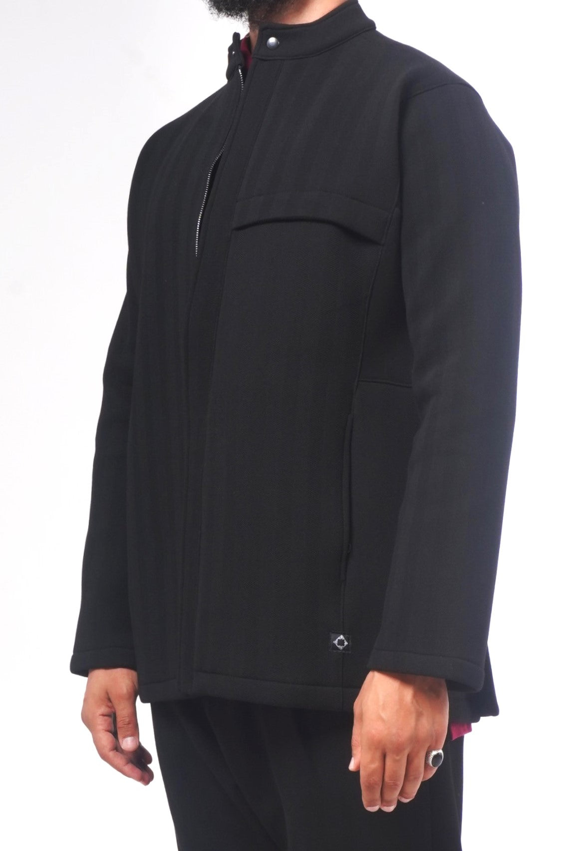 Veste de costume homme Dunes hiver noire à col qamis, de trois quarts