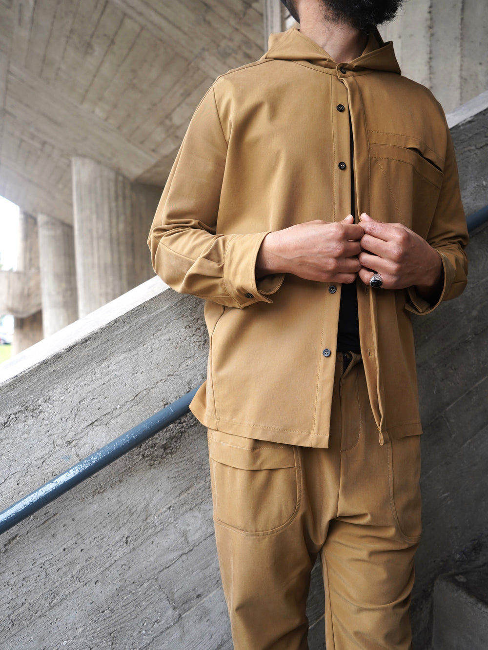 LA VESTE