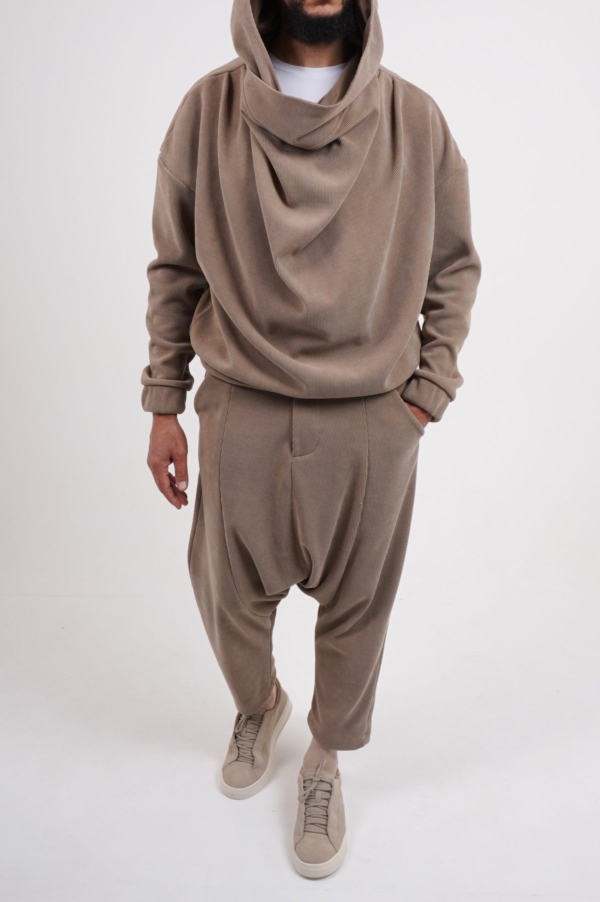 Ensemble Boho beige avec capuche relevée, style bohème chic d'hiver